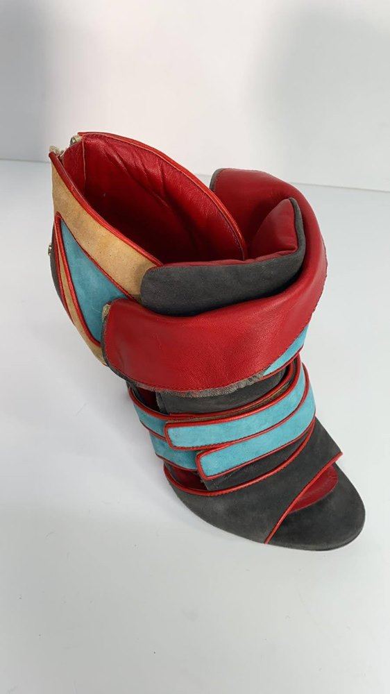 Cesare Paciotti Brown Multicolor Pumps
